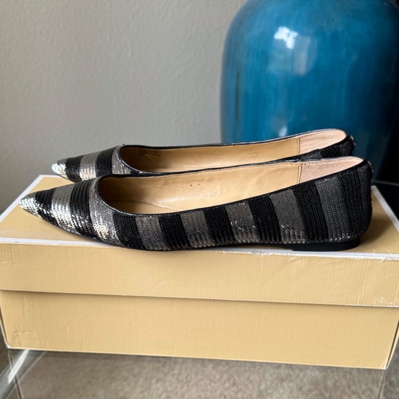 MICHAEL Michael Kors ARIANNA Black&Silver SEQUIN Stripe Flats = US6.5 - Picture 2 of 8
